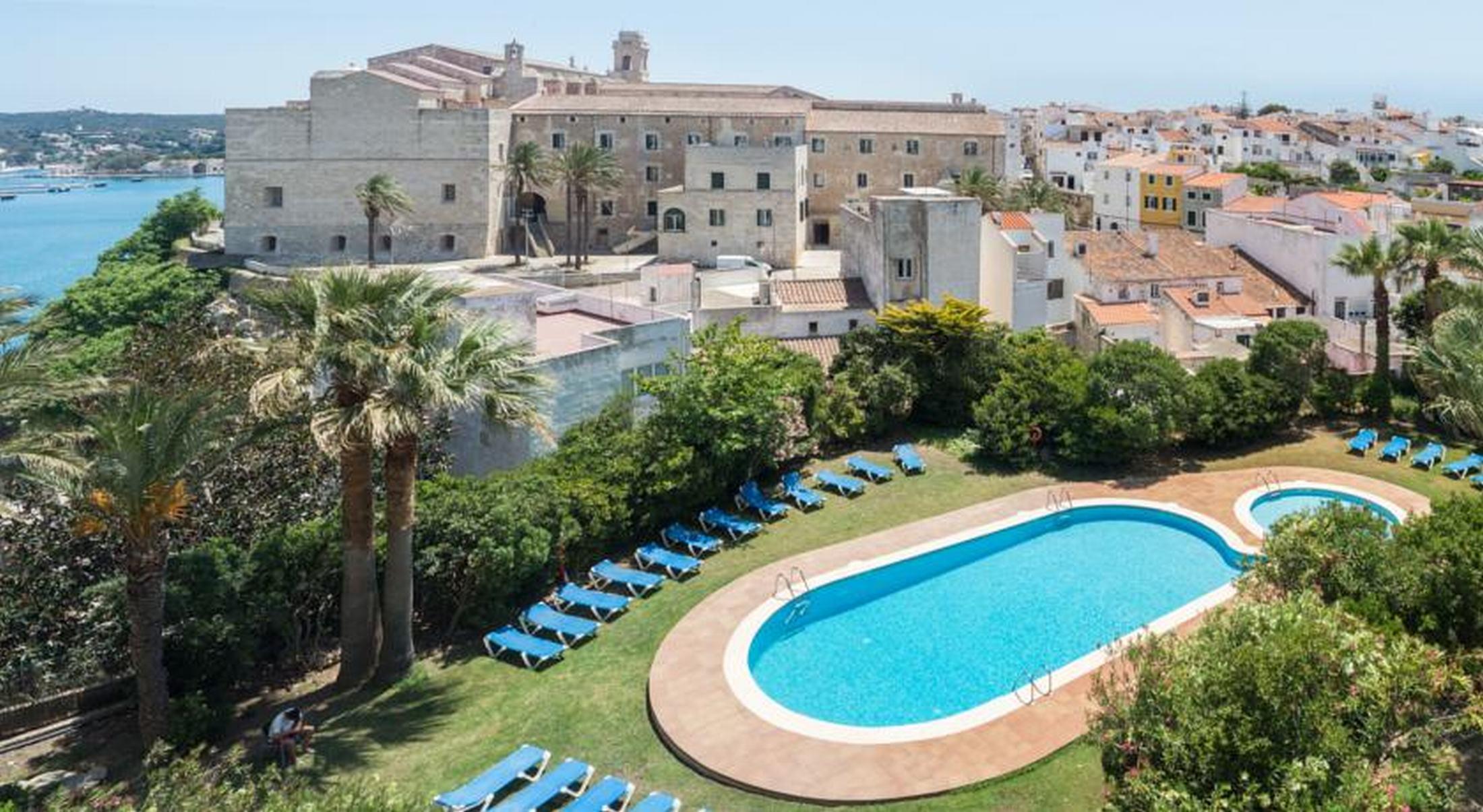 Catalonia Mirador Des Port Hotel Exterior photo