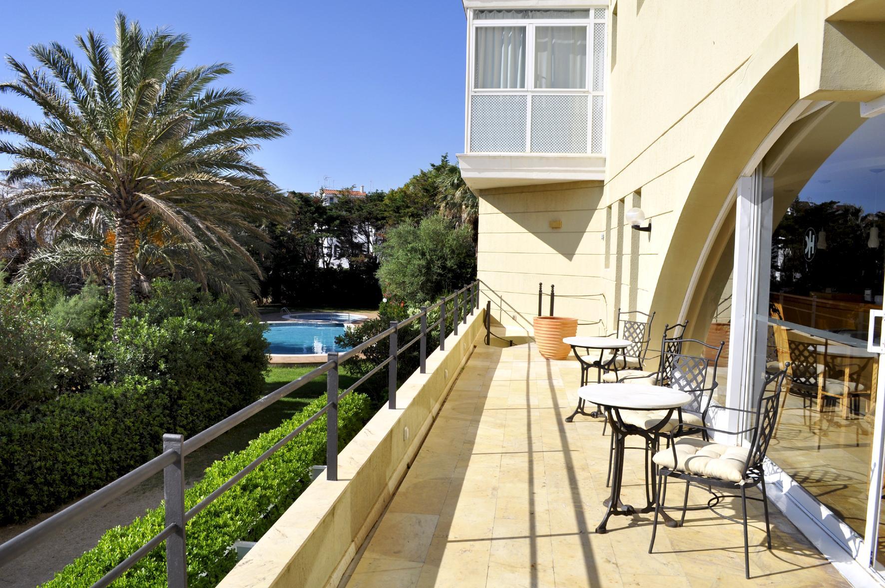 Catalonia Mirador Des Port Hotel Exterior photo