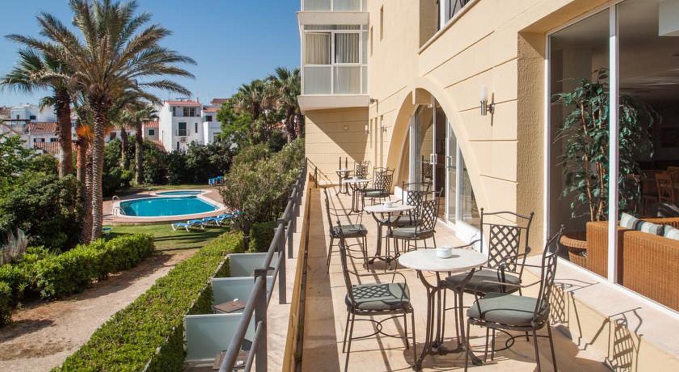 Catalonia Mirador Des Port Hotel Exterior photo