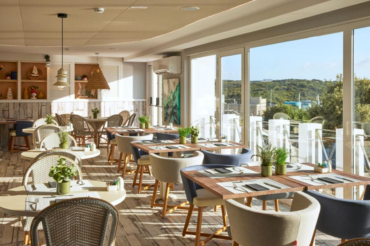 Catalonia Mirador Des Port Hotel Exterior photo