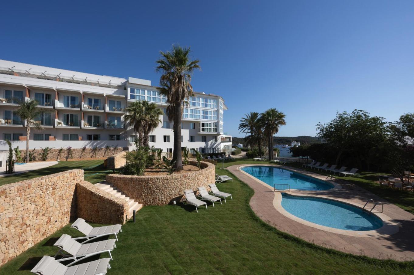 Catalonia Mirador Des Port Hotel Exterior photo